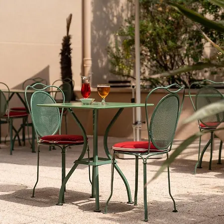 Easyhotel Old Town 2* Ницца