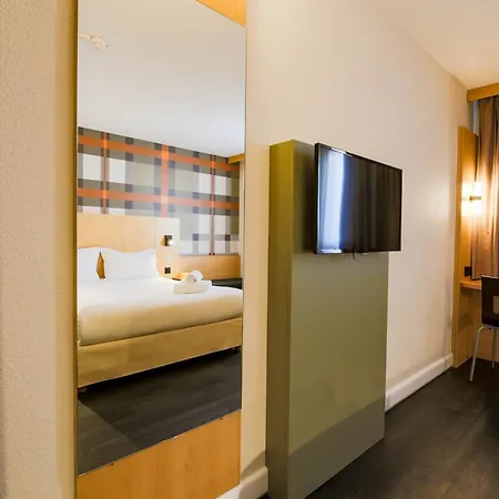 Отель Easyhotel Old Town Ницца