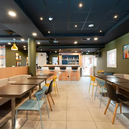 Easyhotel Old Town Niza
