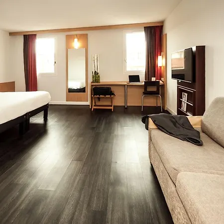 Easyhotel Palais Des Congrès – Old Town 2* Nizza