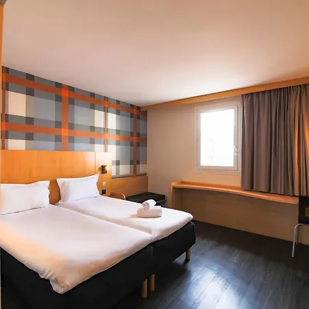 Easyhotel Palais Des Congrès – Old Town Hotel Nizza
